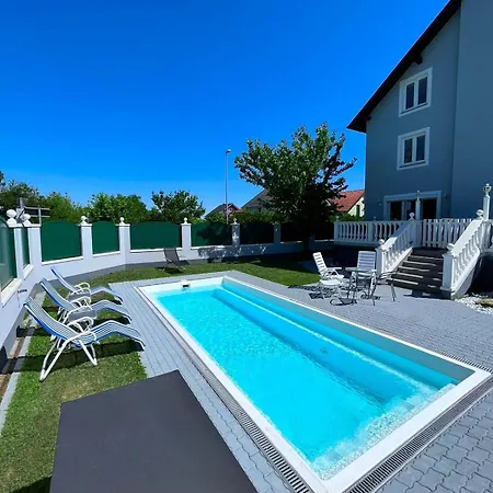 Luxurioeses Apartment Mit Pool Wien Exterior foto