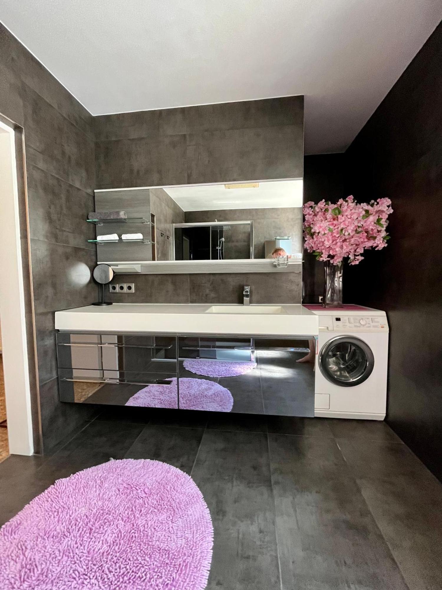 Luxurioeses Mit Pool Apartamento *